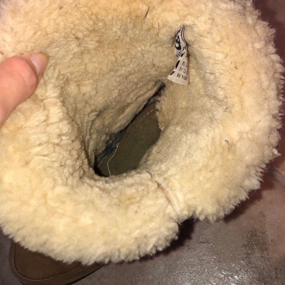 Shearling Lined Ugg Boots - Picture 6 of 6